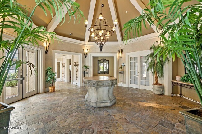 Building Photo - 15095 N Thompson Peak Pkwy