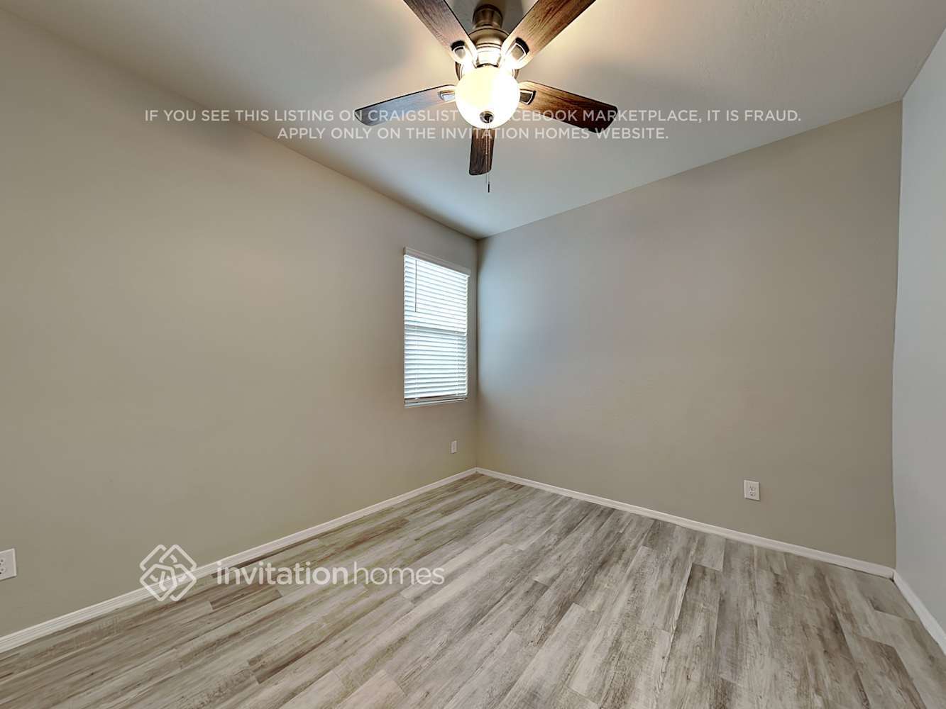 Building Photo - 31040 W Whitton Ave