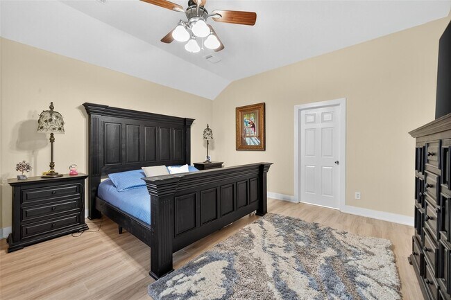 Building Photo - 3718 Garden Green Trail