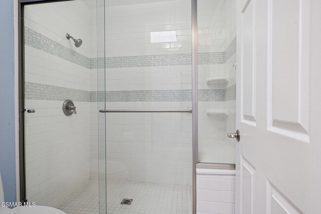 Building Photo - 29723 Strawberry Hill Dr