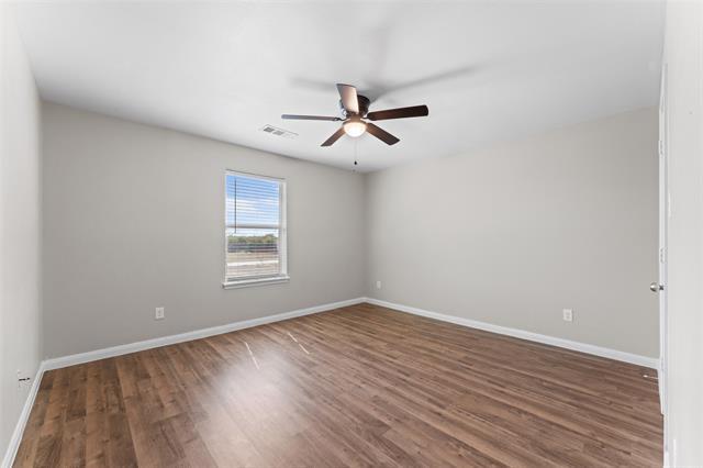 Building Photo - 504 Riverbed Dr