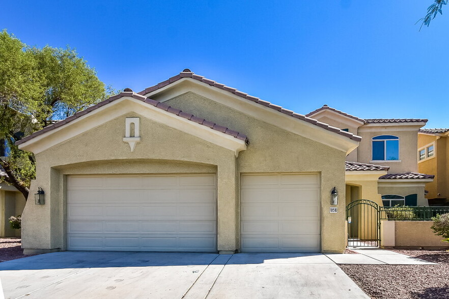Primary Photo - 10510 Eagle Nest St