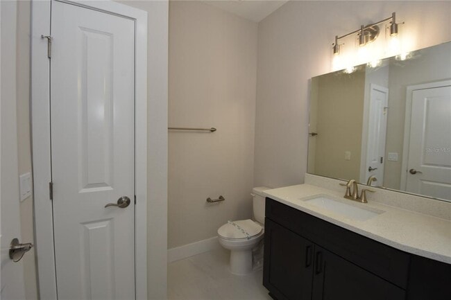 Building Photo - 5 Seton Ct