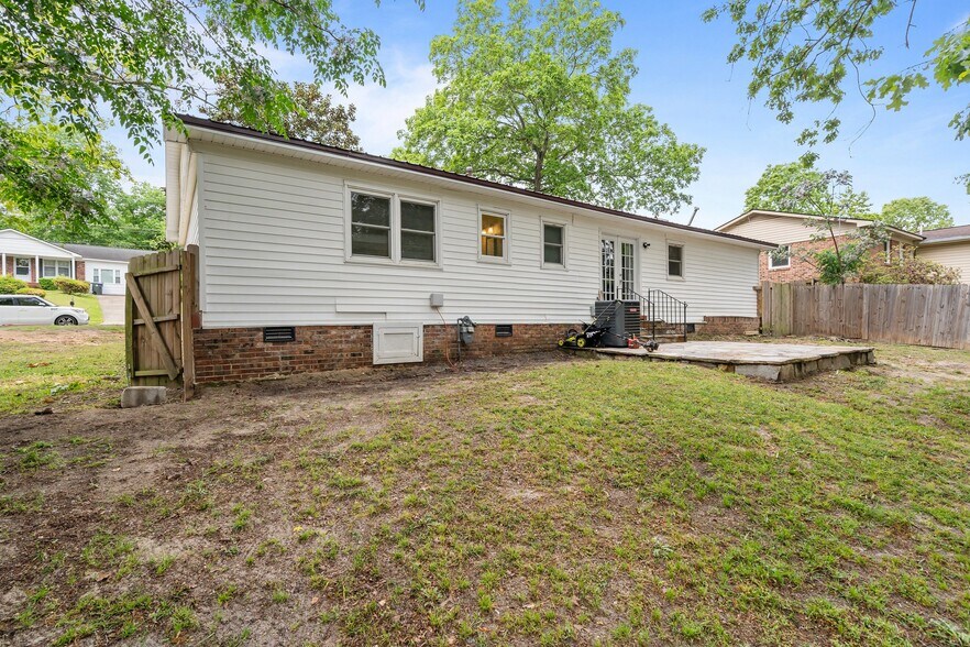 Building Photo - 5364 Silver Pine Dr