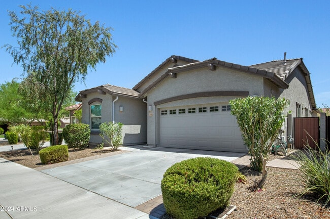 Building Photo - 5345 W Desert Hollow Dr