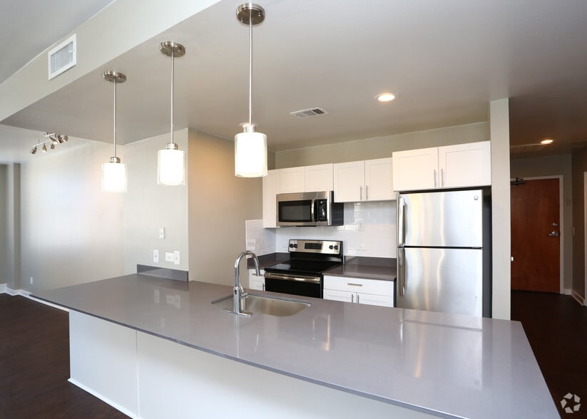 Primary Photo - Historic Electric Building