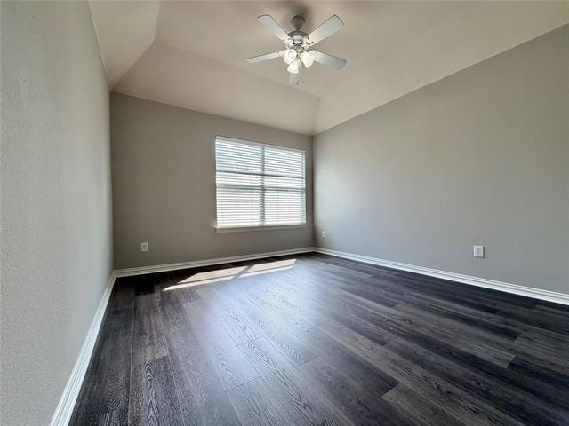 Building Photo - 8738 Bigelow Dr