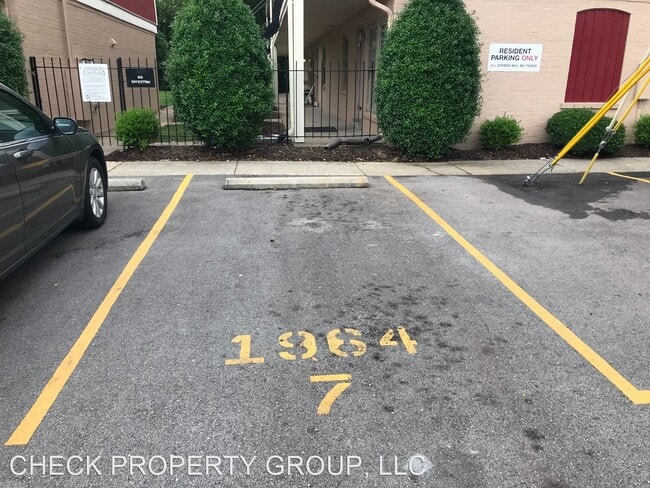 Building Photo - 1 br, 1 bath House - 1964 Goldsmith Lane C7