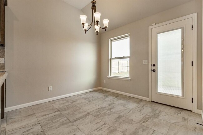 Building Photo - 4112 NW 152nd Terrace