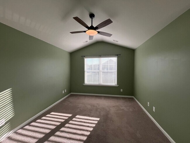 Building Photo - 7650 Knightbell Cir