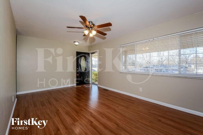 Building Photo - 802 Parkfield Terrace