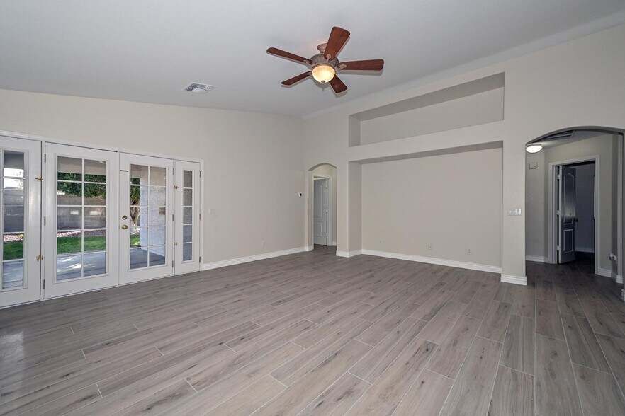 Great Room - 8119 W Tonto Ln