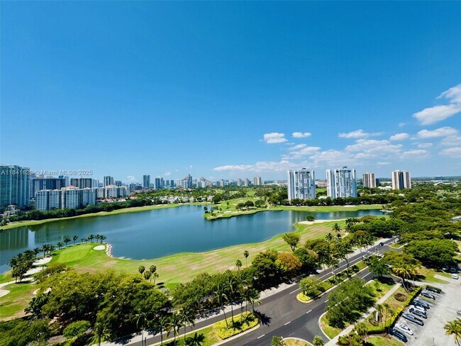 Building Photo - 3675 N Country Club Dr