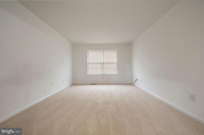 Building Photo - 175 Alton Ave