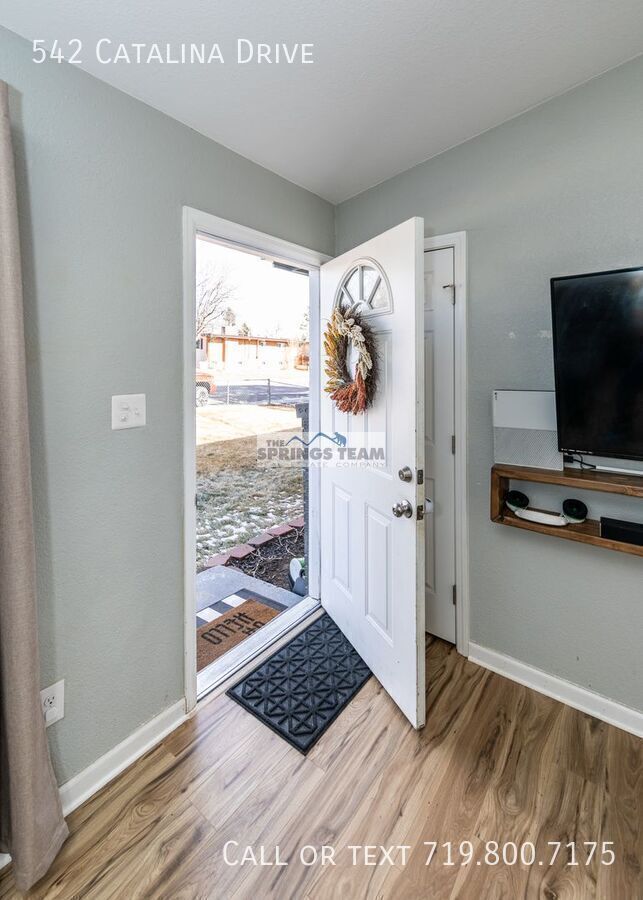 Building Photo - 542 Catalina Dr