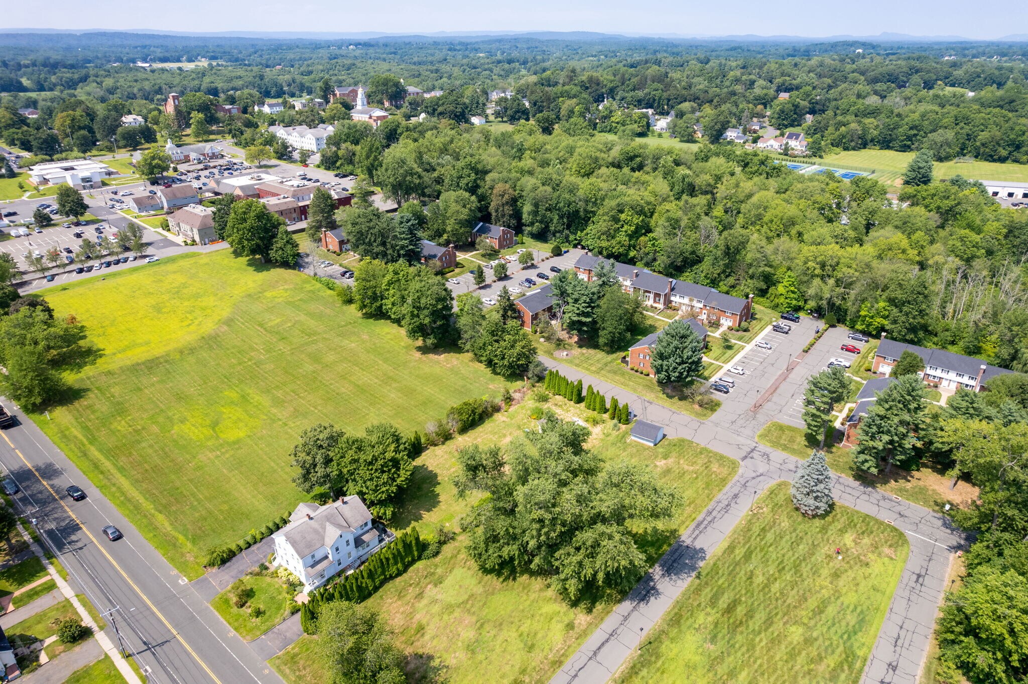 Building Photo - 26 Brandywine Ln