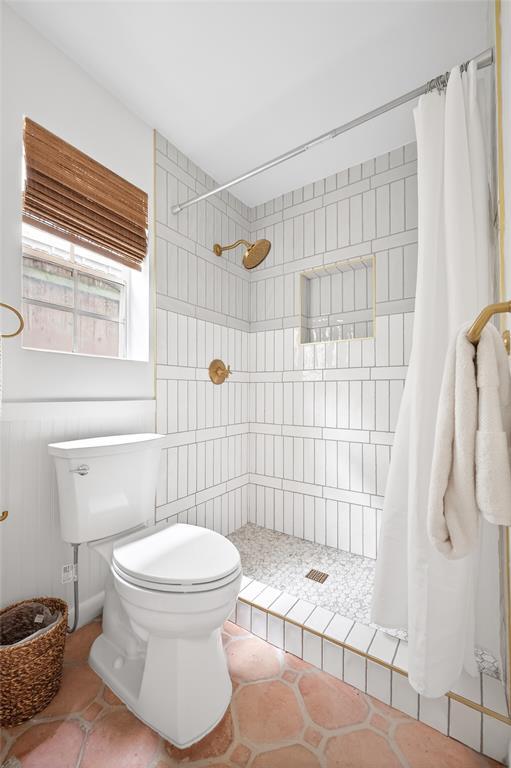 Building Photo - 1700 Houston St