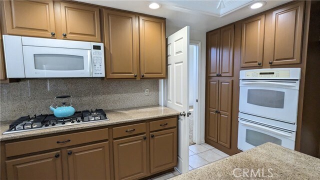 Building Photo - 40342 Corte Campeon