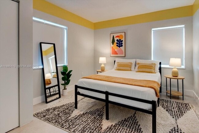 Building Photo - 968 NE 80th St