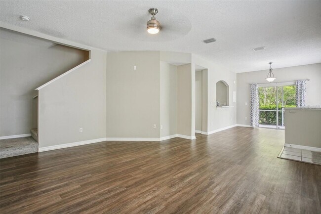 Building Photo - 18181 Paradise Point Dr