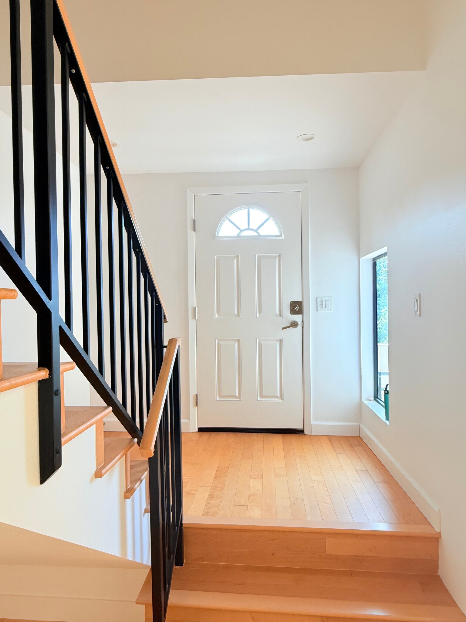 Front Door - 1878 N Alvarado St