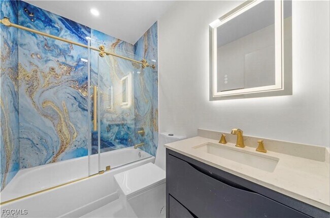 Building Photo - 3282 Sabal Springs Blvd