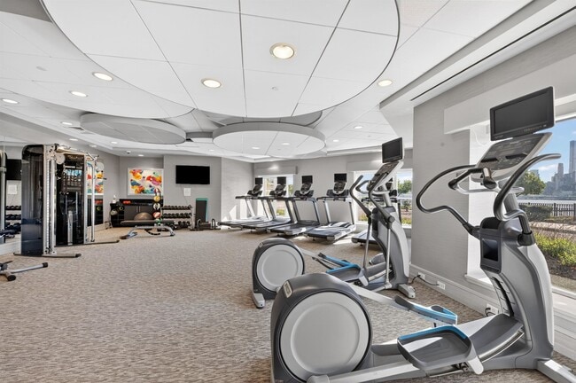 Building Photo - 100 Eton Row