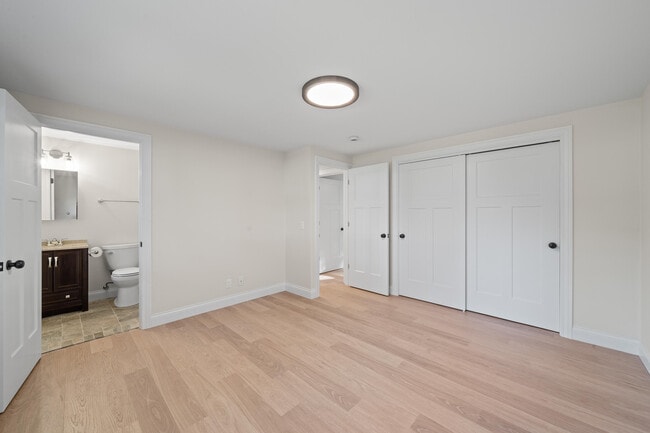 Building Photo - 1018 Bonnie Brae Ln