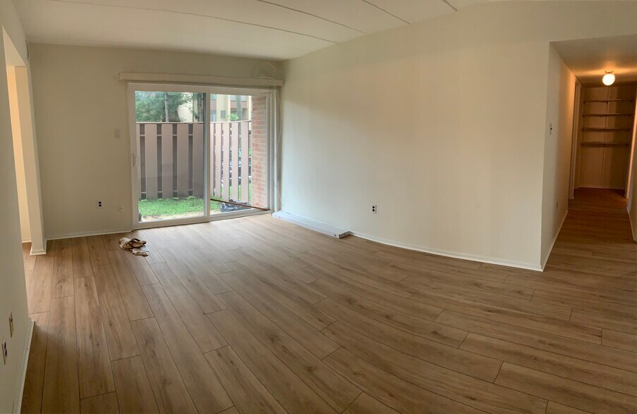 Building Photo - 6 Aspen Way