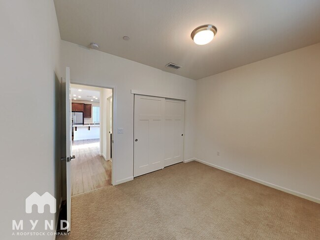 Building Photo - 2172 Brave Hawk Loop