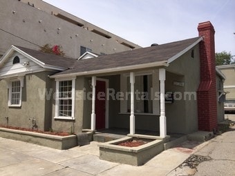 Building Photo - 10829 Kling St