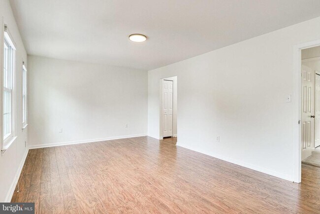 Building Photo - 4809 Tabard Pl