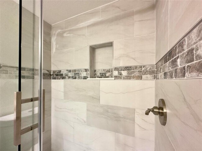 Building Photo - 5140 Conroy Rd