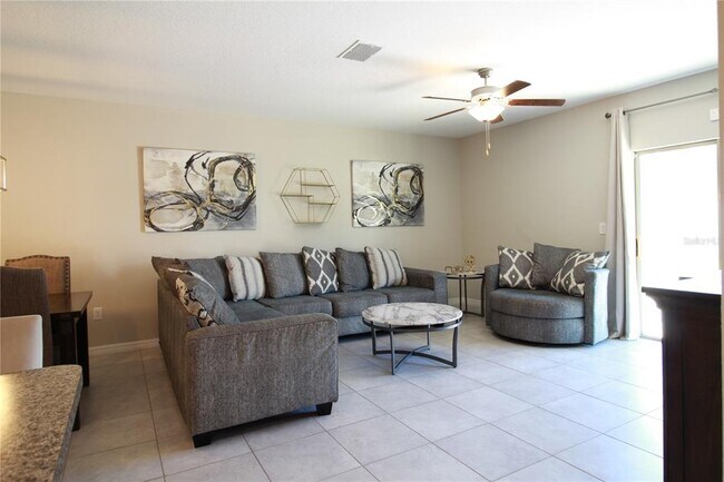 Building Photo - 7319 Canterbury Bells Ct