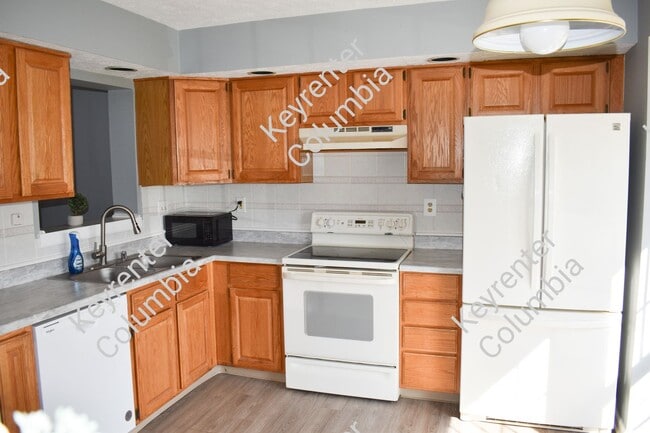 Building Photo - Peaceful Living in Southfield – Beautiful Nottingham Home on a Cul-de-Sac