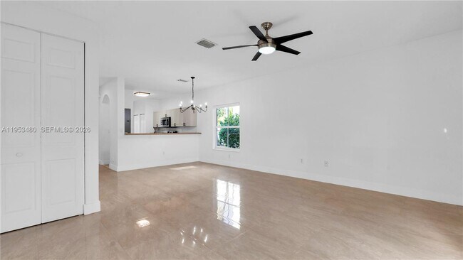 Building Photo - 4921 SW 140th Terrace