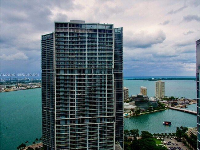 Building Photo - 77 SE 5th St