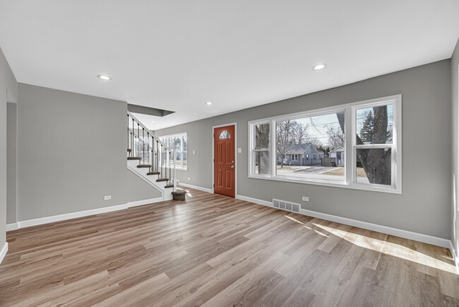 Building Photo - 16835 New England Ave