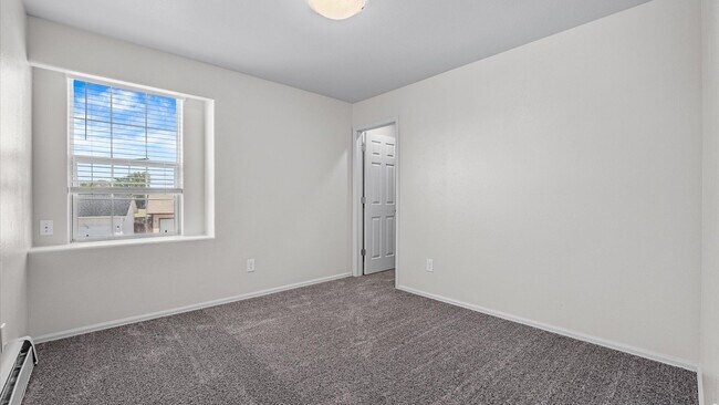 Building Photo - 2841 Morningside Ct
