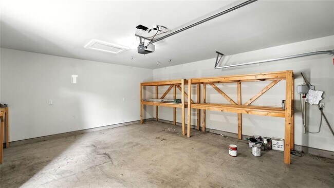 Building Photo - 490 Nautical Lp