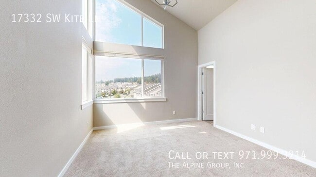 Building Photo - 17332 SW Kite Ln