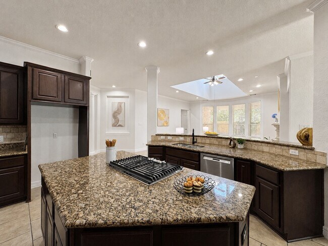 Building Photo - 3301 Elm Creek Dr