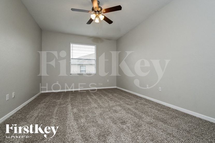 Building Photo - 8314 Greystone Dr