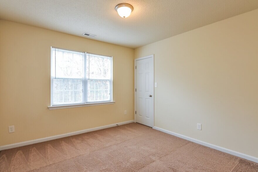 Building Photo - 1056 S Philwood Ct