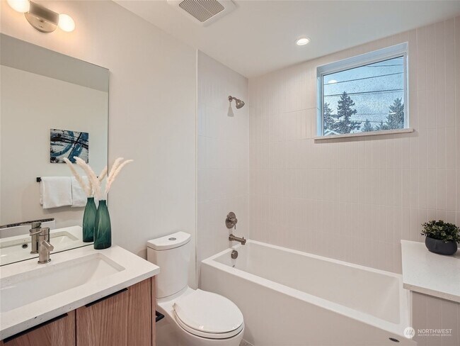 Building Photo - Greenwood 3 Bedroom New Construction Townhouse!