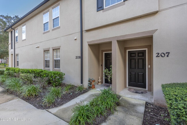 Building Photo - 12301 Kernan Forest Blvd