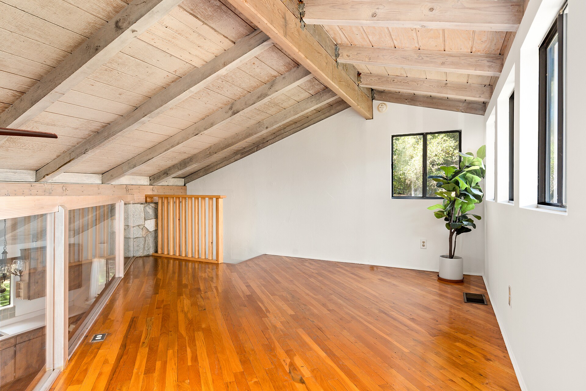 Building Photo - 20932 Canyon Trl