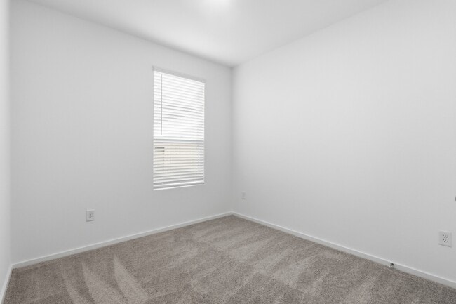 Building Photo - 26299 Arrowleaf Dr