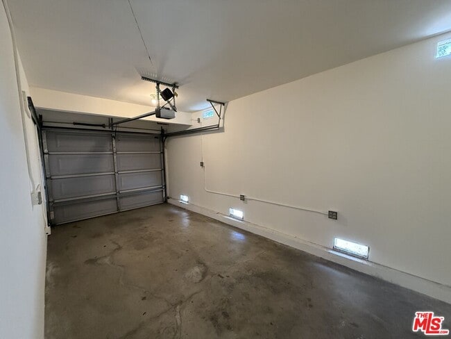 Building Photo - 1732 W 169th Pl