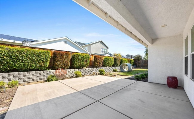Building Photo - Beautiful 4 Bed 2 Bath Home!!!